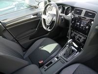 Gebraucht VW Golf VII Join 116 PS (85 kW) 2018 Schwarz Kombi