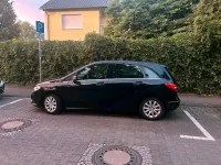 Gebraucht Mercedes B200 156 PS (114 kW) 2014 Schwarz Kleinwagen
