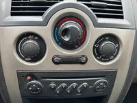 Gebraucht Renault Mégane II 86 PS (63 kW) 2005 Blau Limousine