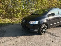 Gebraucht VW Fox 75 PS (55 kW) 2008 Schwarz Kleinwagen