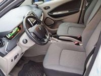 Gebraucht Renault Zoe Intens 42 kW (58 PS) 2016 Weiss "nacre" Kleinwagen