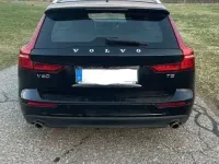 Gebraucht Volvo V60 Momentum 250 PS (183 kW) 2019 Schwarz Kombi