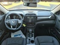 Gebraucht SsangYong Tivoli 163 PS (119 kW) 2025 Rot SUV