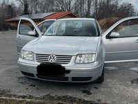 Gebraucht VW Bora Basis 101 PS (74 kW) 1998 Silber Limousine