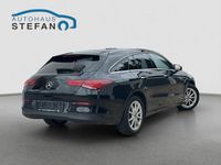 Gebraucht Mercedes CLA250e Shooting Brake 218 PS (160 kW) 2022 Schwarz Kombi