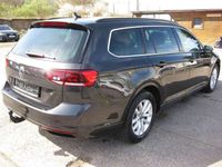 Gebraucht VW Passat 150 PS (110 kW) 2020 Mangangrau metallic (metallic) Kombi