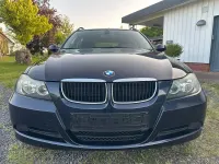 Gebraucht BMW 318 143 PS (105 kW) 2008 Blau Kombi