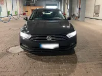 Gebraucht VW Passat 150 PS (110 kW) 2019 Grau Kombi