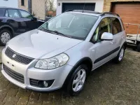 Usata Suzuki SX4 107 CV (78 kW) 2007 Argento SUV