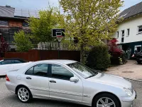 Gebraucht Mercedes C200 122 PS (89 kW) 2004 Silber Limousine