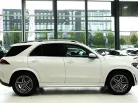 Gebraucht Mercedes GLE450 AMG line 367 PS (269 kW) 2021 Diamantweiss  metalliclack SUV