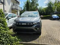 Gebraucht Dacia Jogger Extreme 141 PS (103 kW) 2025 Grau Van / Kleinbus