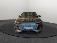 Używany Audi Q6 e-tron S-Line 285 kW (388 KM) 2024 Szary SUV