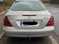 Gebraucht Mercedes E220 150 PS (110 kW) 2002 Silber Limousine