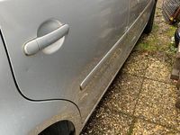 Gebraucht VW Polo 80 PS (58 kW) 2005 Grau Kleinwagen