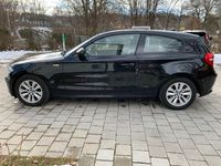 Gebraucht BMW 118 Advantage 143 PS (105 kW) 2010 Schwarz Kleinwagen