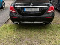 Gebraucht Mercedes E220 194 PS (142 kW) 2018 Schwarz Limousine