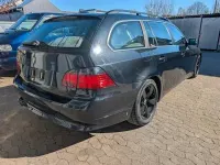 Gebraucht BMW 525 192 PS (141 kW) 2004 Schwarz Kombi