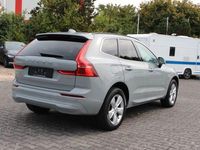Gebraucht Volvo XC60 Core 197 PS (144 kW) 2023 Grau SUV