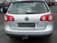 Gebraucht VW Passat Comfortline 150 PS (110 kW) 2005 Reflex silver metallic Kombi