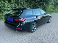 Gebraucht BMW 318 150 PS (110 kW) 2020 Schwarz Kombi