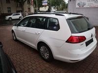 gebraucht VW Golf VII Variant Trendline BlueMotion TGI NAVI