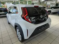 Gebraucht Toyota Aygo X 72 PS (52 kW) 2025 Schneeweiß SUV