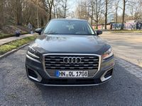 Gebraucht Audi Q2 Sport 116 PS (85 kW) 2018 Grau SUV
