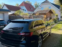Gebraucht Audi A4 Advanced 150 PS (110 kW) 2023 Schwarz Kombi
