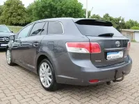 Gebraucht Toyota Avensis Executive 150 PS (110 kW) 2009 Grau Kombi