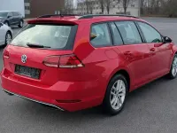 Gebraucht VW Golf VII Comfortline 116 PS (85 kW) 2018 Rot Kombi