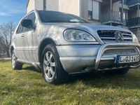 Gebraucht Mercedes ML320 218 PS (160 kW) 2001 Silber SUV