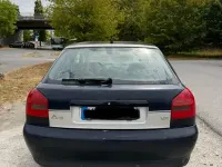 Gebraucht Audi A3 Ambiente 102 PS (75 kW) 2001 Blau Kleinwagen