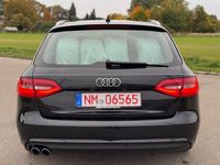 Usado Audi A4 Attraction 150 HP (110 kW) 2014 Preto Carrinha