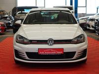 Gebraucht VW Golf VII GTI 230 PS (169 kW) 2016 Pure white Limousine