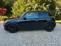 Gebraucht Mini Cooper SE 135 kW (184 PS) 2023 Schwarz Kleinwagen