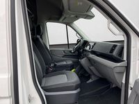 Gebraucht VW Crafter 177 PS (130 kW) 2025 Weiß Van