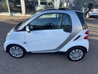 Gebraucht Smart ForTwo Coupé 61 PS (44 kW) 2011 Kristallweiß Coupé