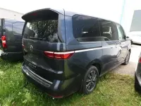 Neu VW Multivan Style 150 PS (110 kW) 2026 Starlight blue metallic starlight blue metallic Van / Kleinbus