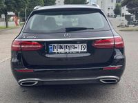 Gebraucht Mercedes E300 211 PS (155 kW) 2020 Schwarz Kombi