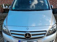 Gebraucht Mercedes B200 156 PS (114 kW) 2014 Grau Van / Kleinbus