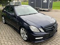 Gebraucht Mercedes E350 AMG line 265 PS (194 kW) 2010 Blau Limousine