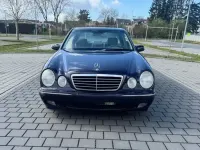 Gebraucht Mercedes E320 Avantgarde 197 PS (144 kW) 2000 Violett Limousine
