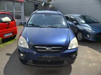 Gebraucht Kia Carens LX 140 PS (102 kW) 2009 Blau Van / Kleinbus