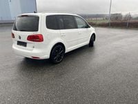 Gebraucht VW Touran Life 105 PS (77 kW) 2014 Pure white Van / Kleinbus
