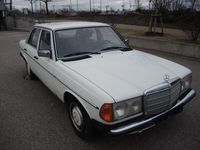 gebraucht Mercedes 200 W123 BJ80 Start-Stopp-Unikat Zul.