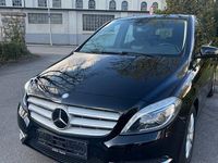 Gebraucht Mercedes B180 109 PS (80 kW) 2012 Schwarz Van / Kleinbus