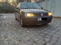 Gebraucht VW Polo 60 PS (44 kW) 2001 Schwarz Kleinwagen