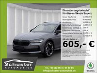 Neu Skoda Superb SportLine 193 PS (141 kW) 2026 Grau Kombi