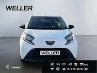 Gebraucht Toyota Aygo 72 PS (52 kW) 2023 Schneeweiß Kleinwagen